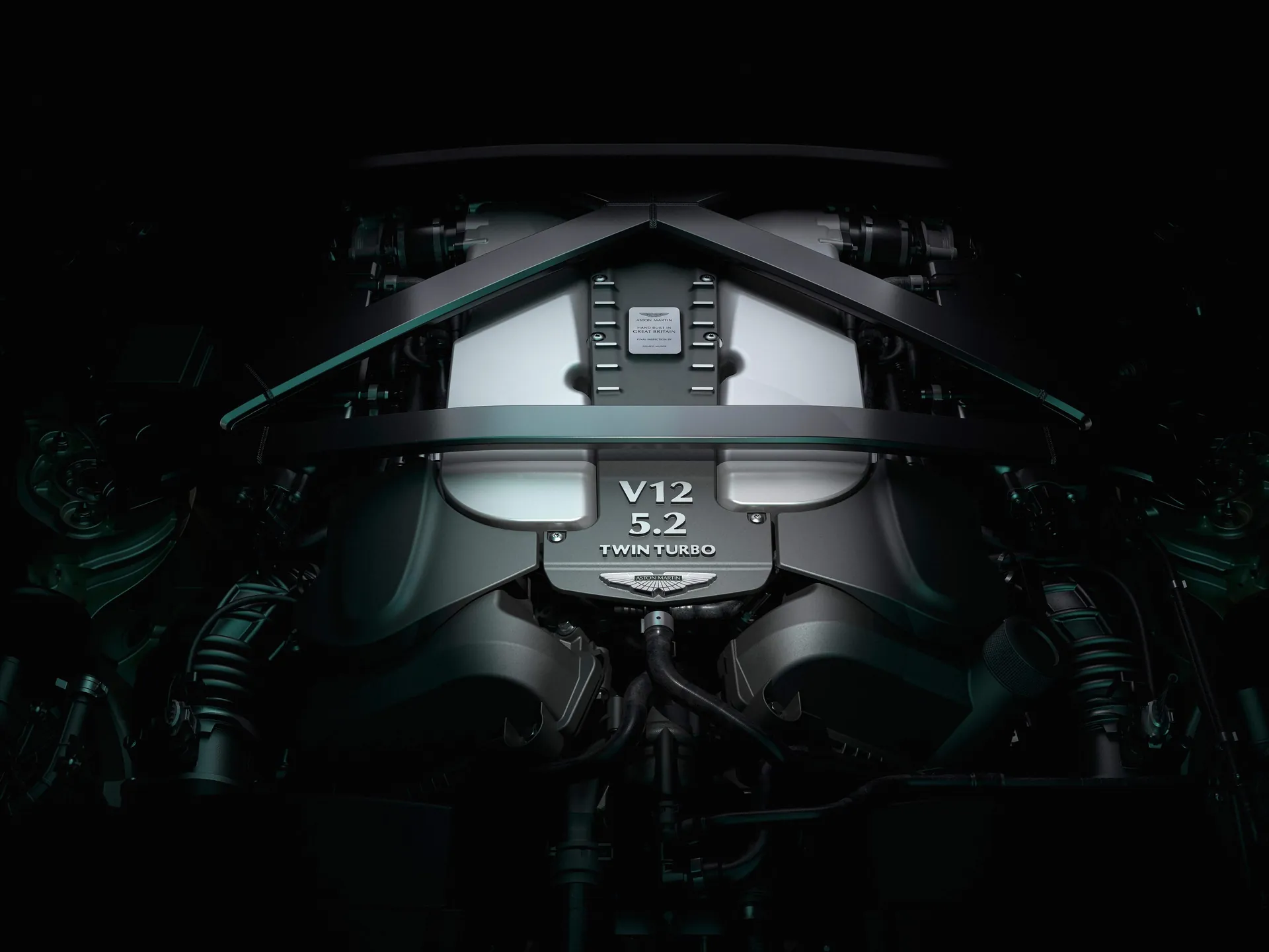 Aston Martin V12 Vantage (2023) – motor