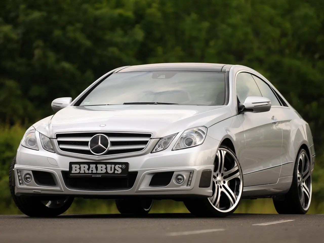Brabus Mercedes-Benz E-Class Coupe (2010)