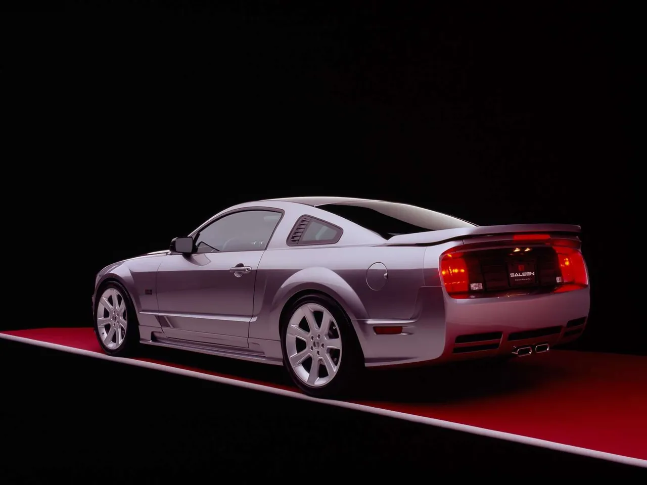 Saleen Ford Mustang S281 Supercharged (2005) - Rear Three-Quarter
