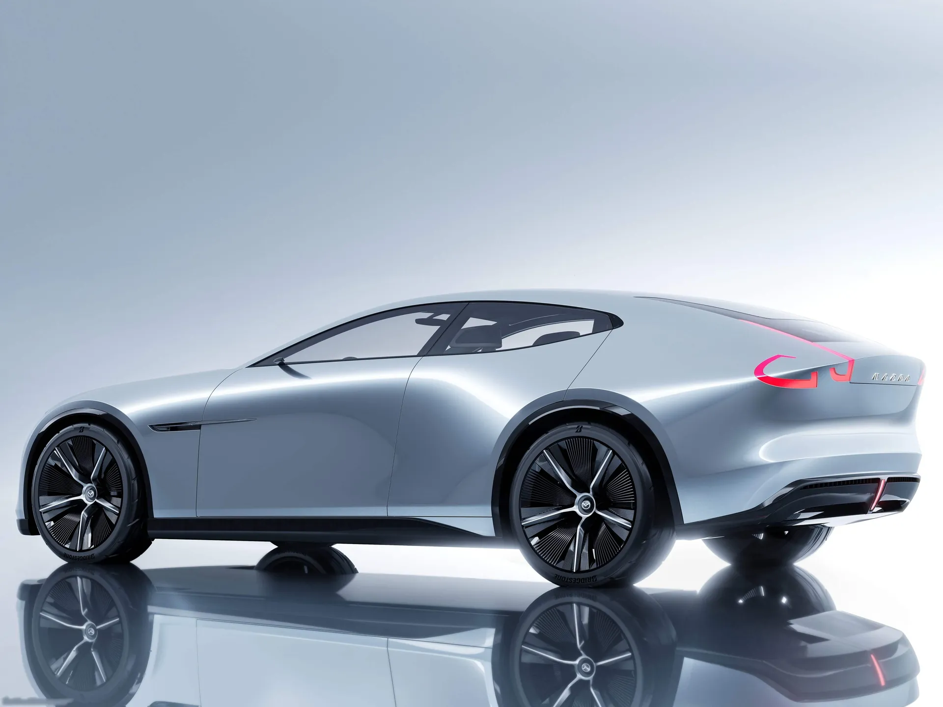 Mazda Vision X-Coupe Concept (2025) – zadní tříčtvrteční pohled