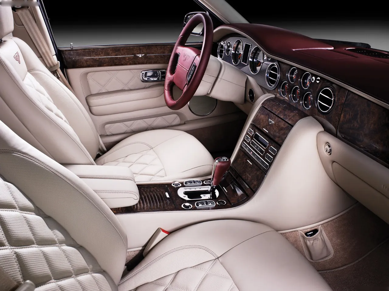 Bentley Arnage Final Series (2009) – interiér