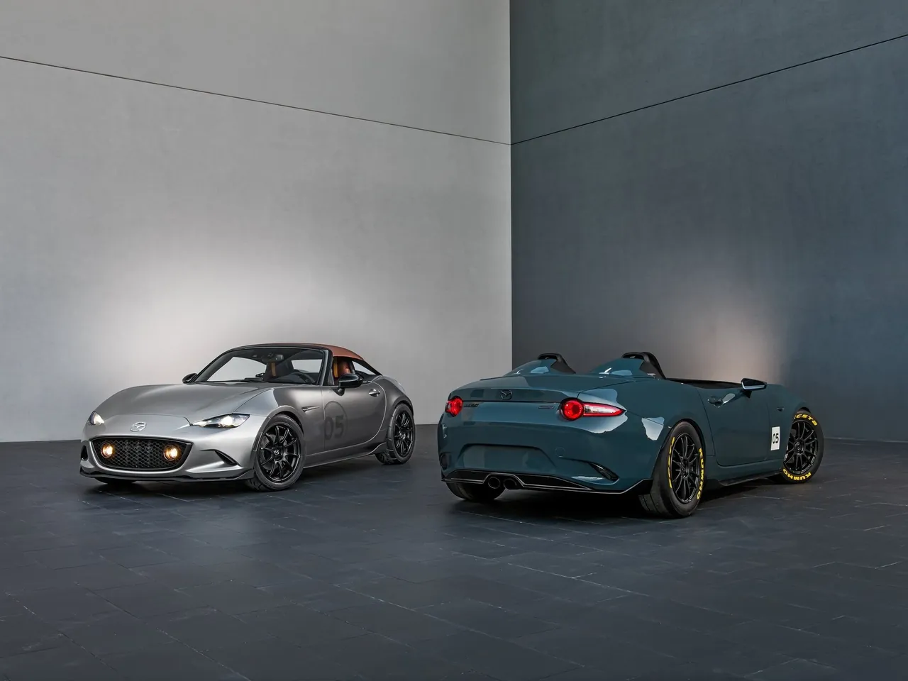 Mazda MX-5 Speedster Concept (2015) – zadní tříčtvrteční pohled