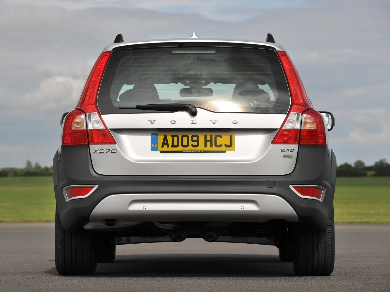 Volvo XC70 (2008) – zezadu