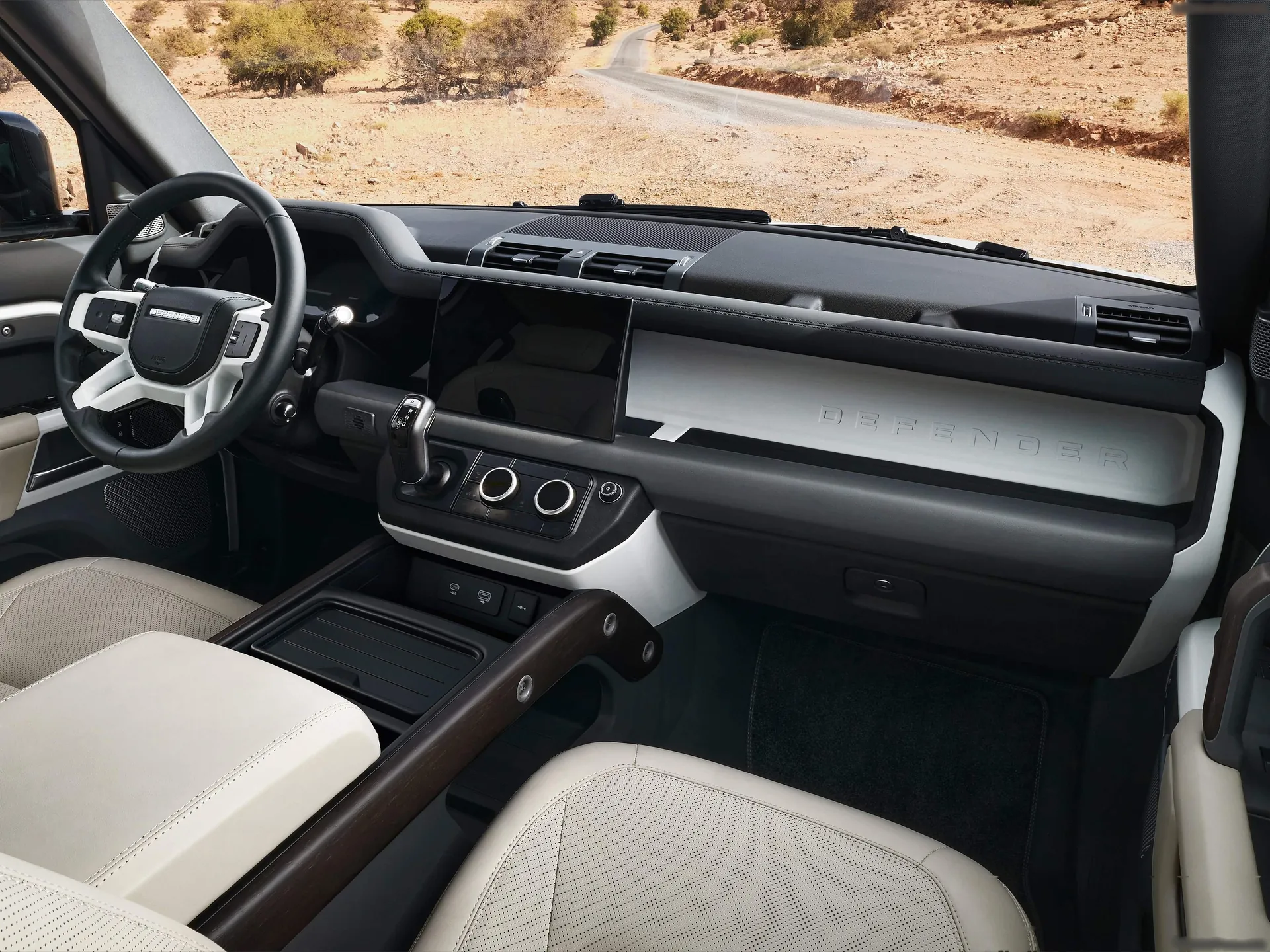 Land Rover Defender 130 (2023) - Interior