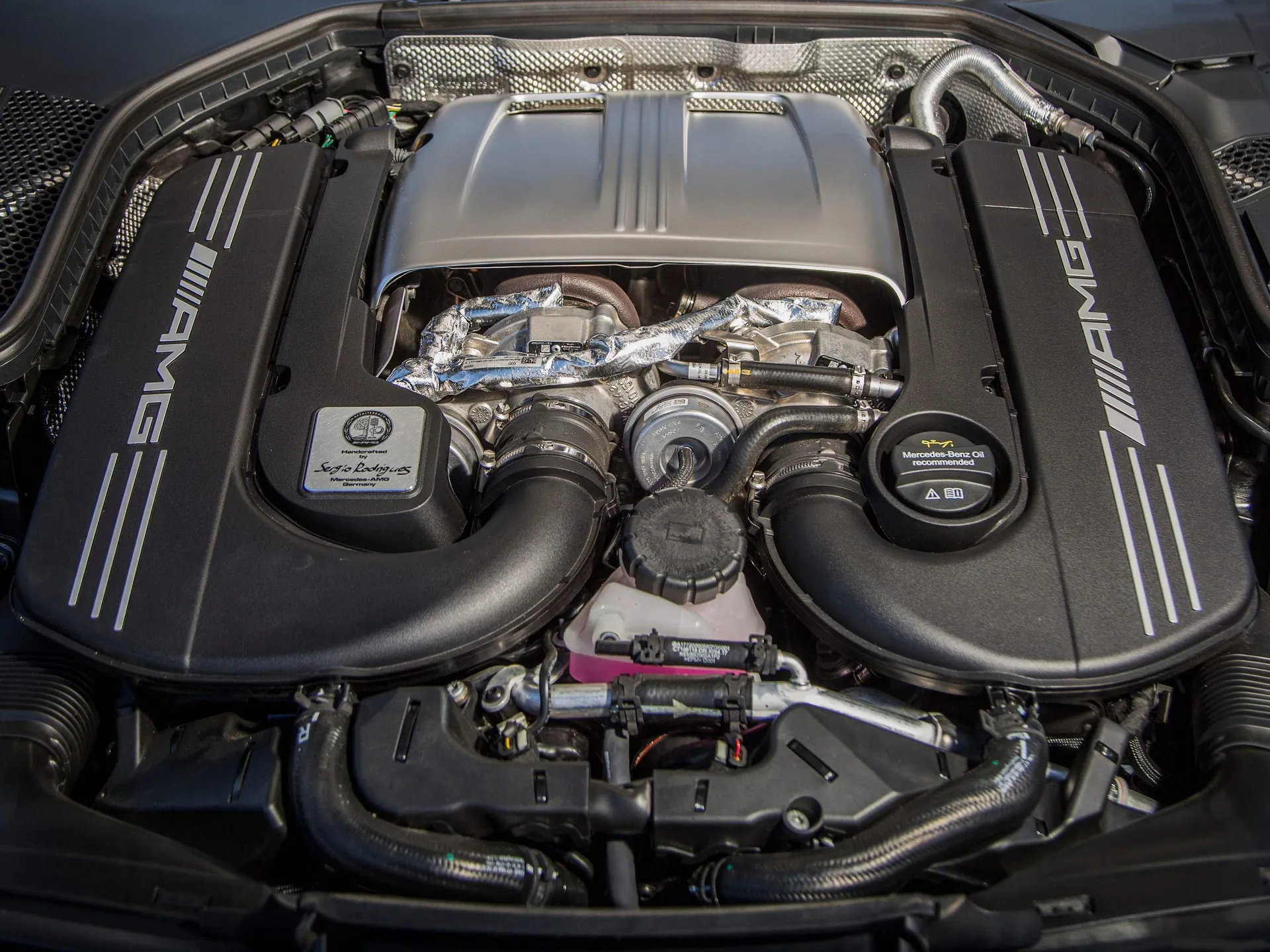 Mercedes-Benz C63 AMG Coupe Edition 1 (2017) - Engine Bay