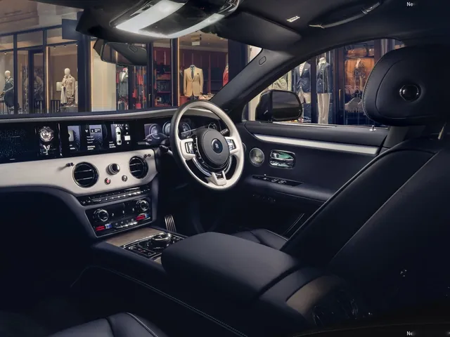 Rolls-Royce Ghost Extended Savile Row (2026)