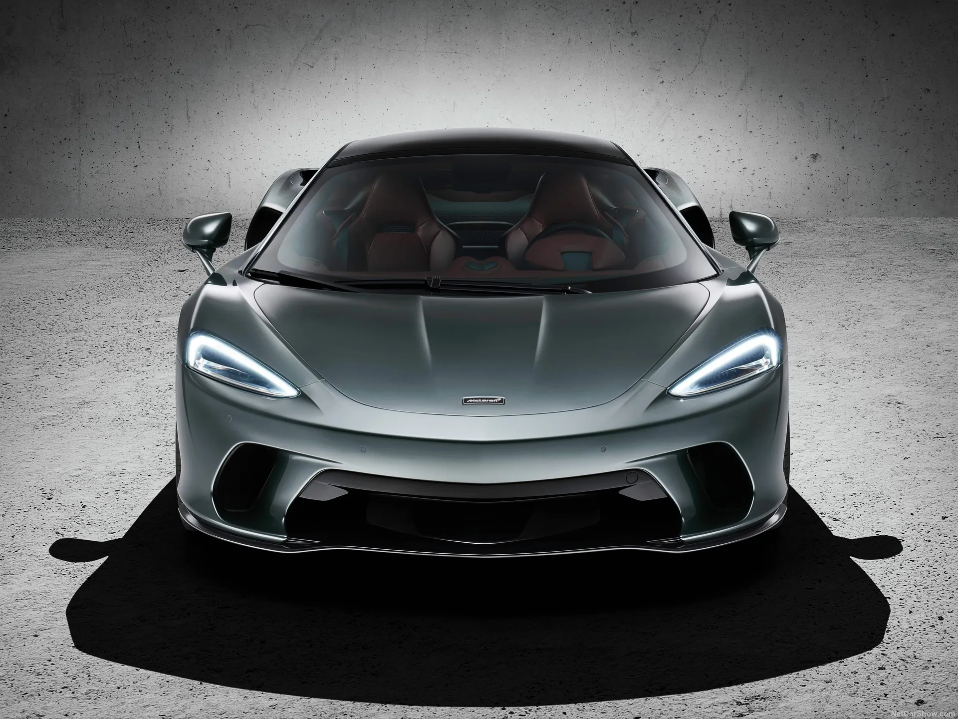 McLaren GT (2020) – zepředu