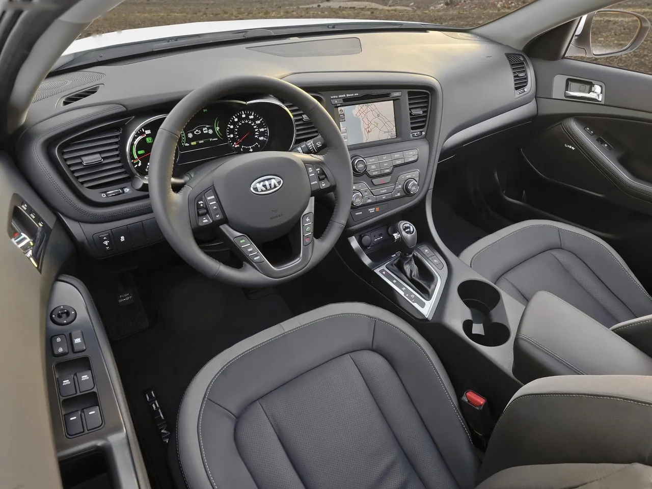 Kia Optima Hybrid (2011) – interiér