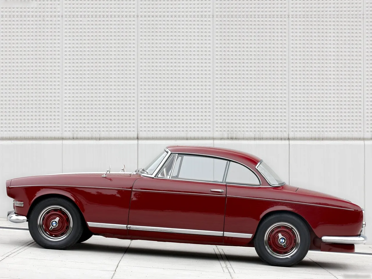 BMW 503 Coupe (1956) – boční profil