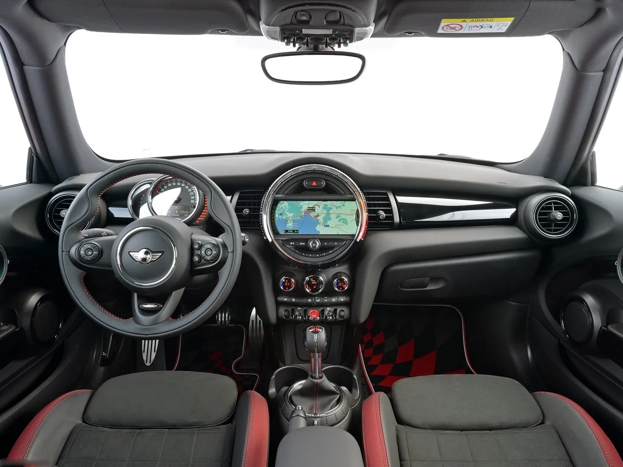Mini John Cooper Works (2015) – interiér