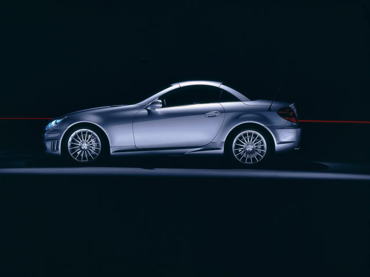 Mercedes-Benz SLK55 AMG (2005) - Side Profile
