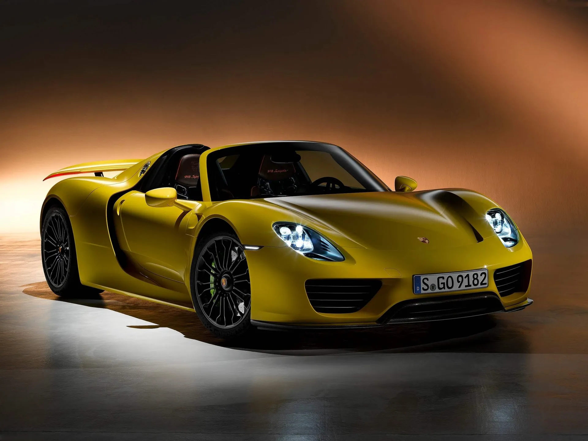 Porsche 918 Spyder (2015)