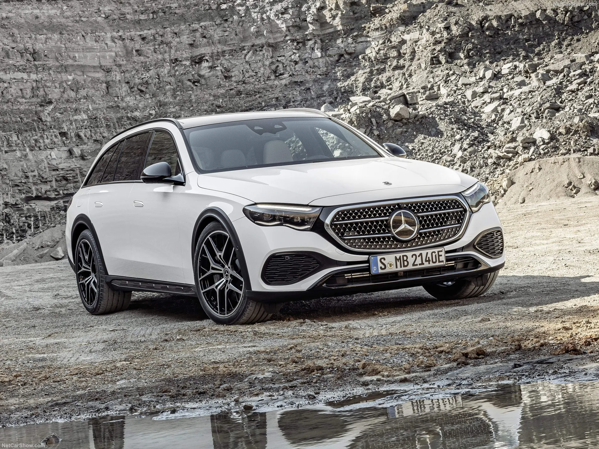 Mercedes-Benz E-Class All-Terrain (2024)