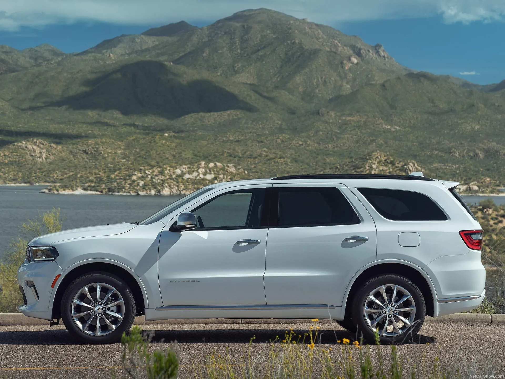 Dodge Durango (2021) – boční profil