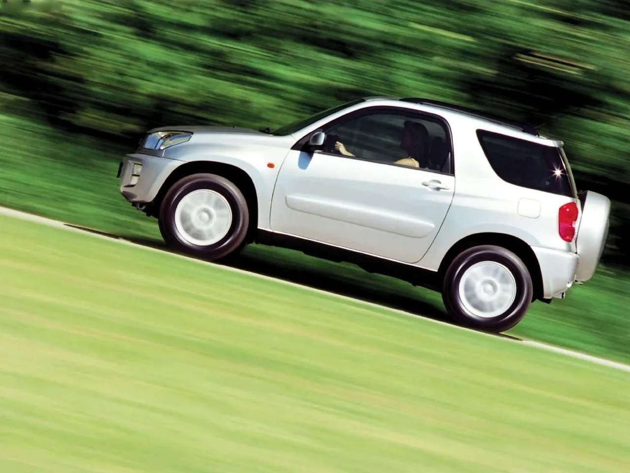 Toyota RAV4 3door (2003) - Side Profile