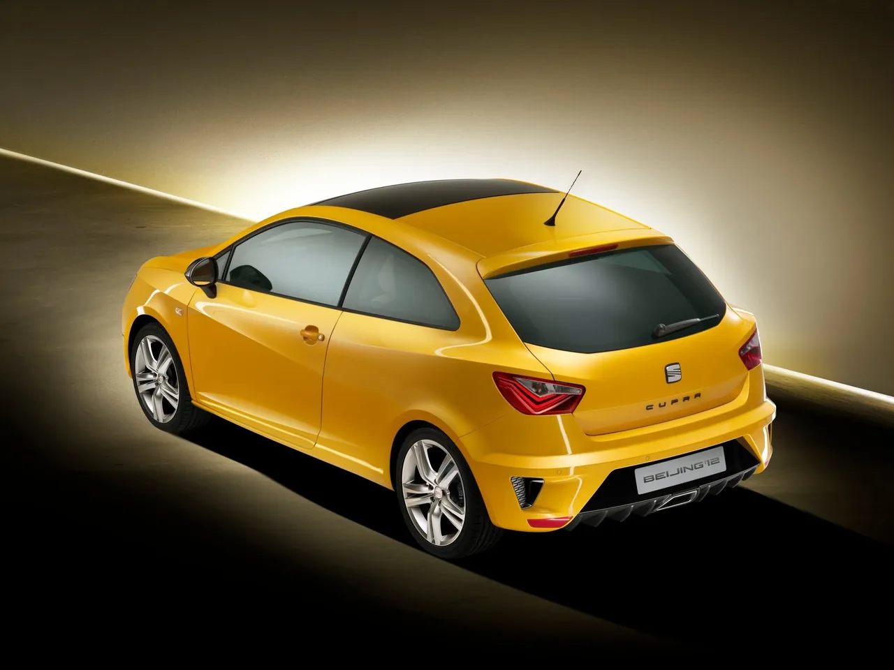 Seat Ibiza Cupra Concept (2012) – zadní tříčtvrteční pohled