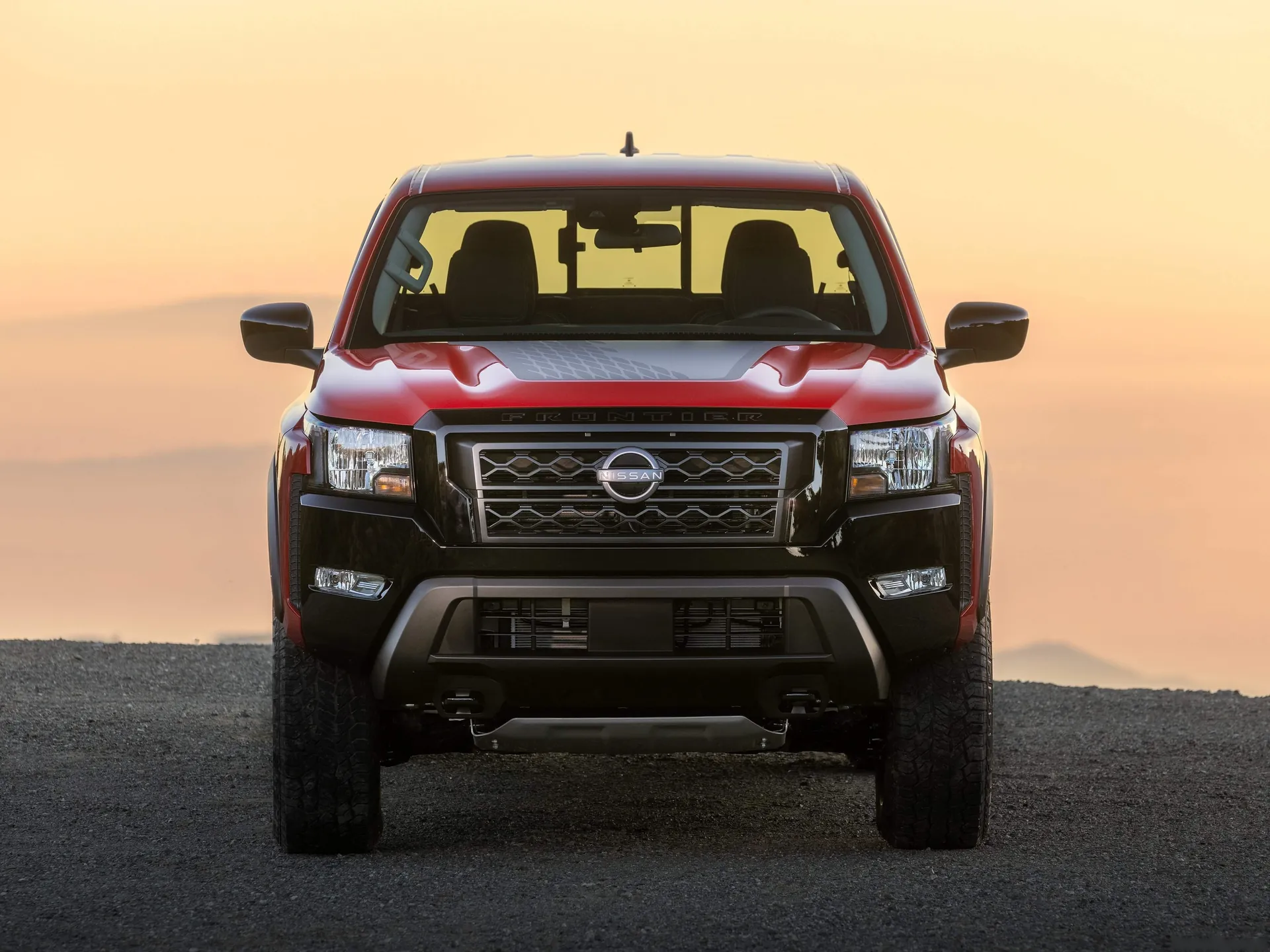Nissan Frontier Hardbody (2024) – zepředu