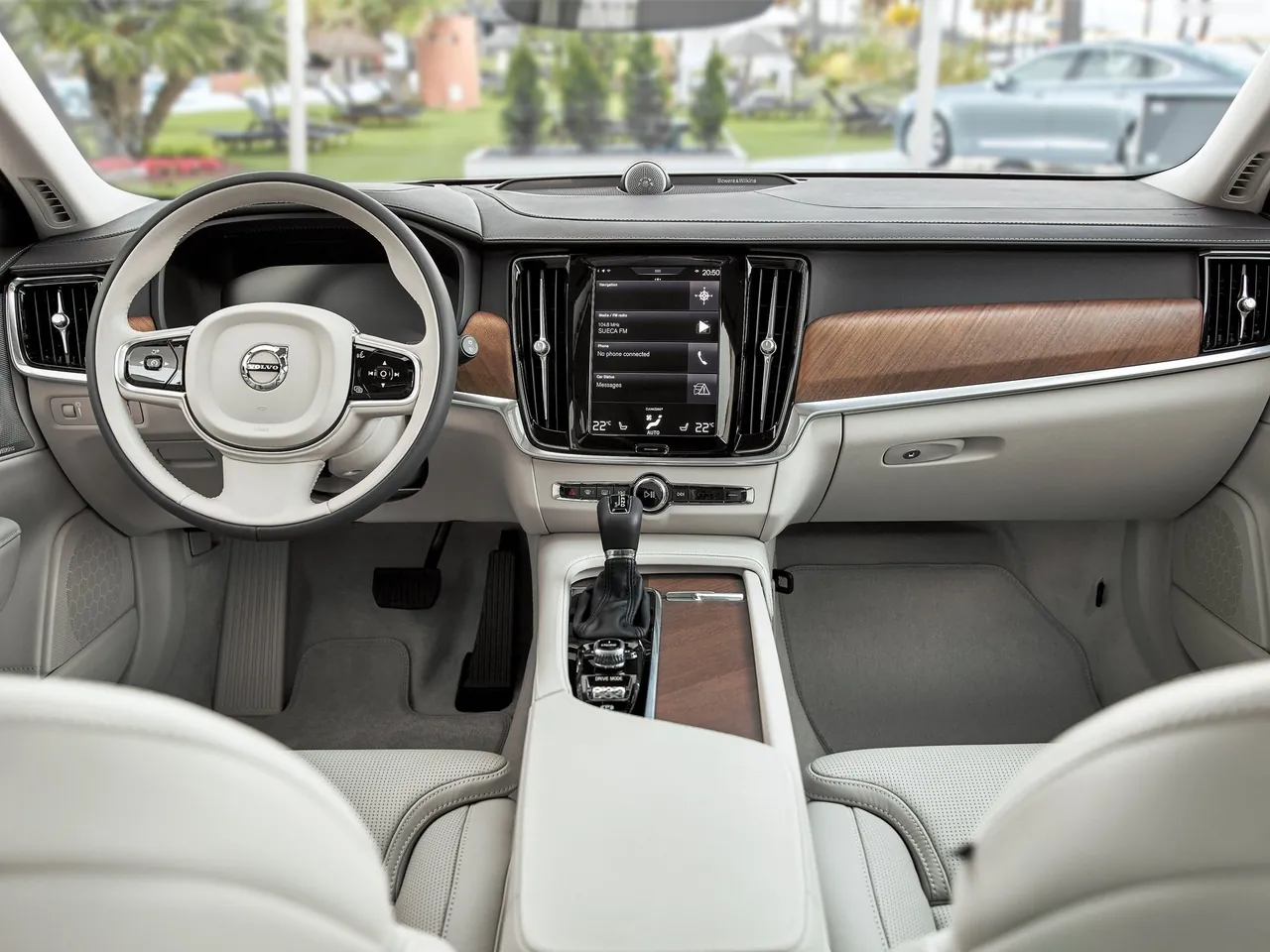 Volvo V90 Estate (2017) – interiér