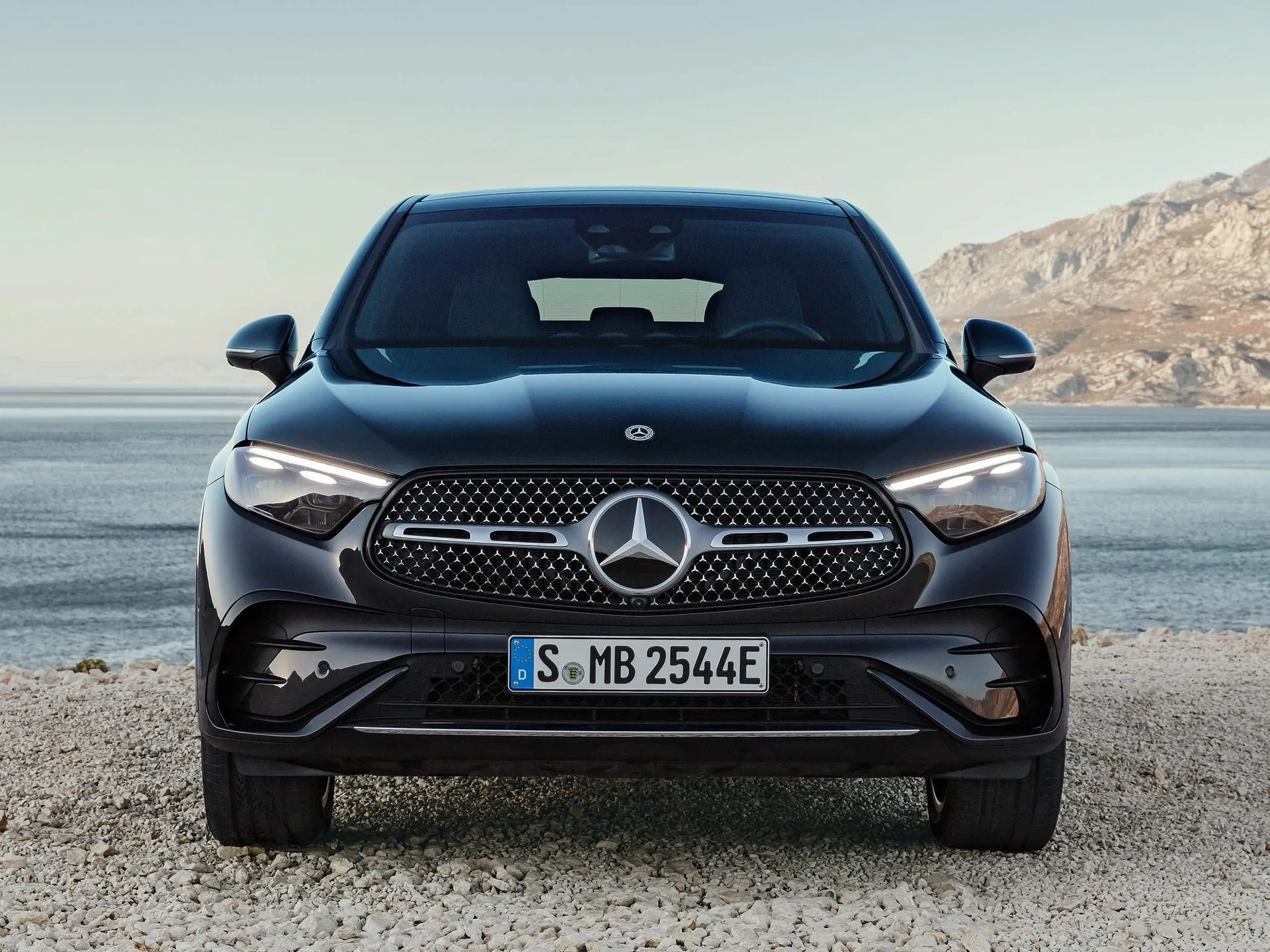 Mercedes-Benz GLC Coupe (2024) – zepředu