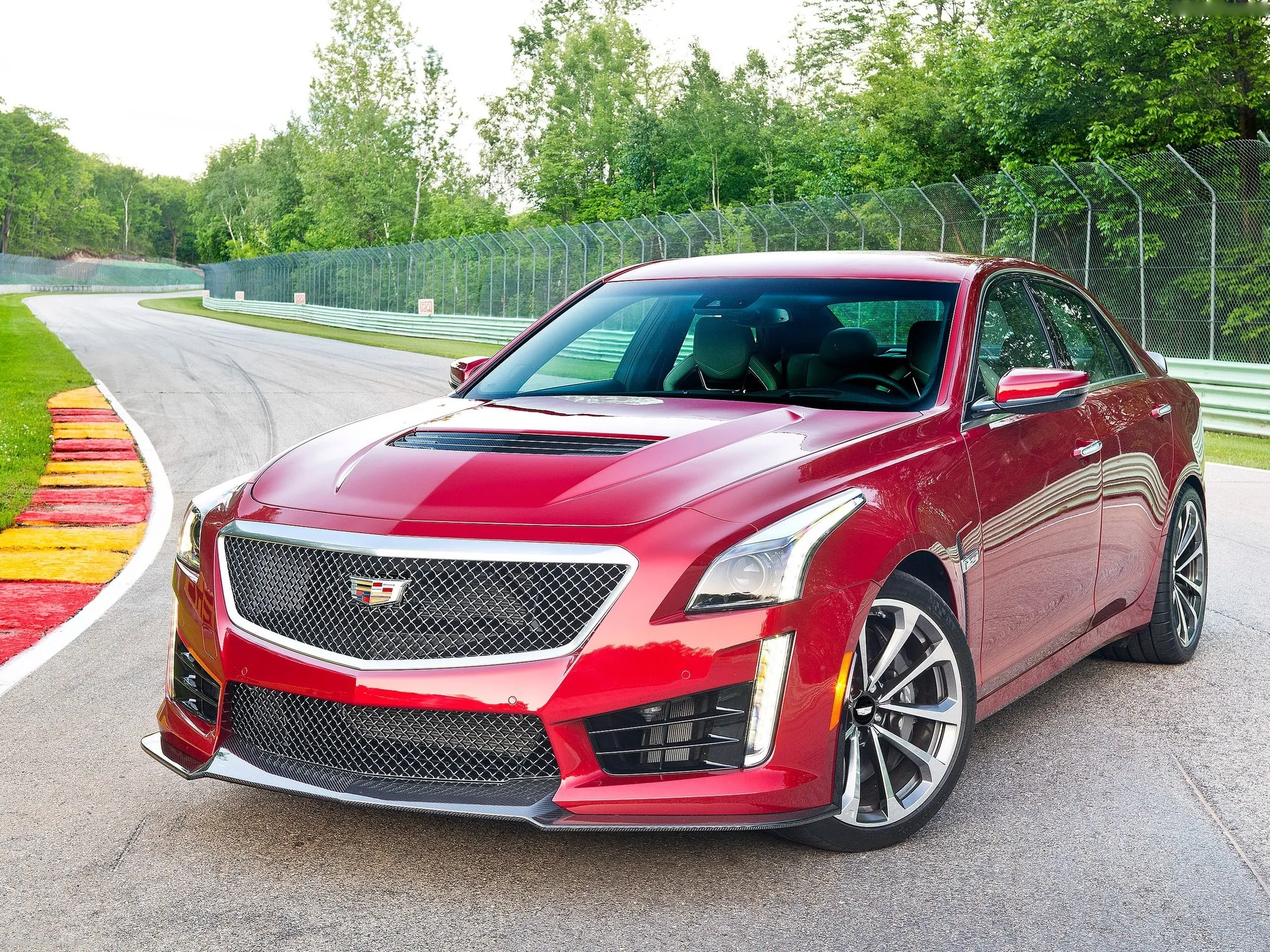 Cadillac CTS-V (2016)