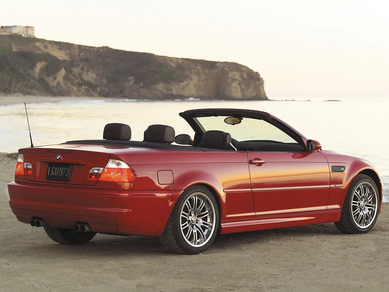 BMW M3 Convertible (2001) – zadní tříčtvrteční pohled