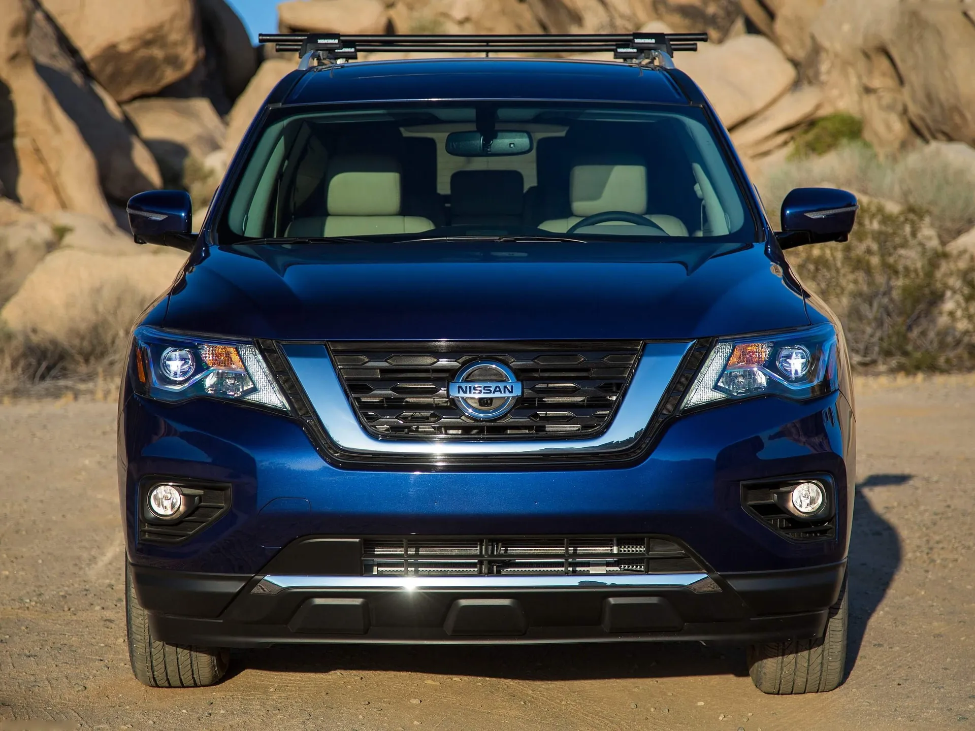 Nissan Pathfinder (2017) – zepředu