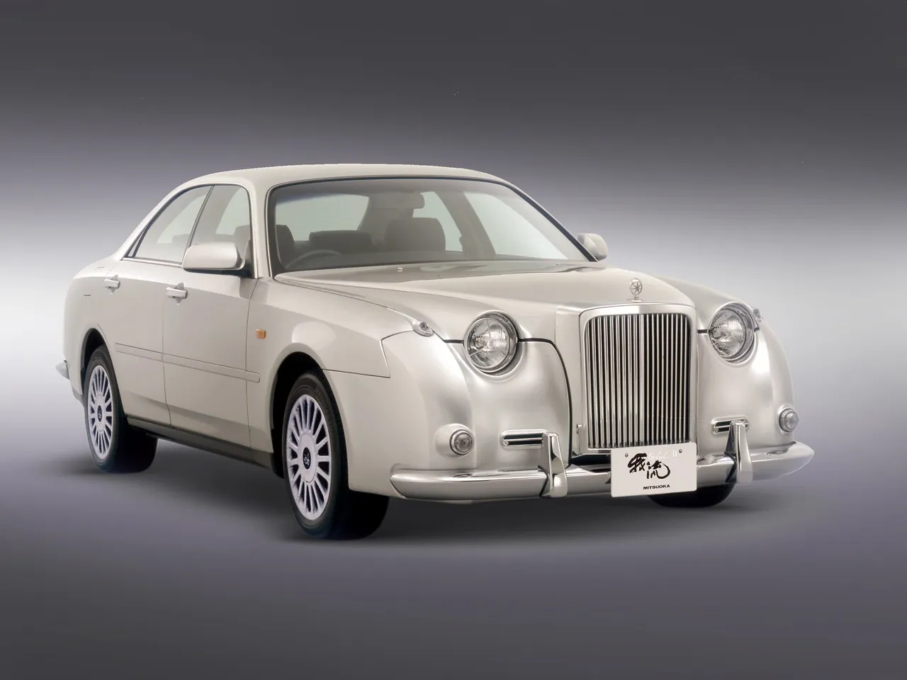 Mitsuoka Galue II (2005)
