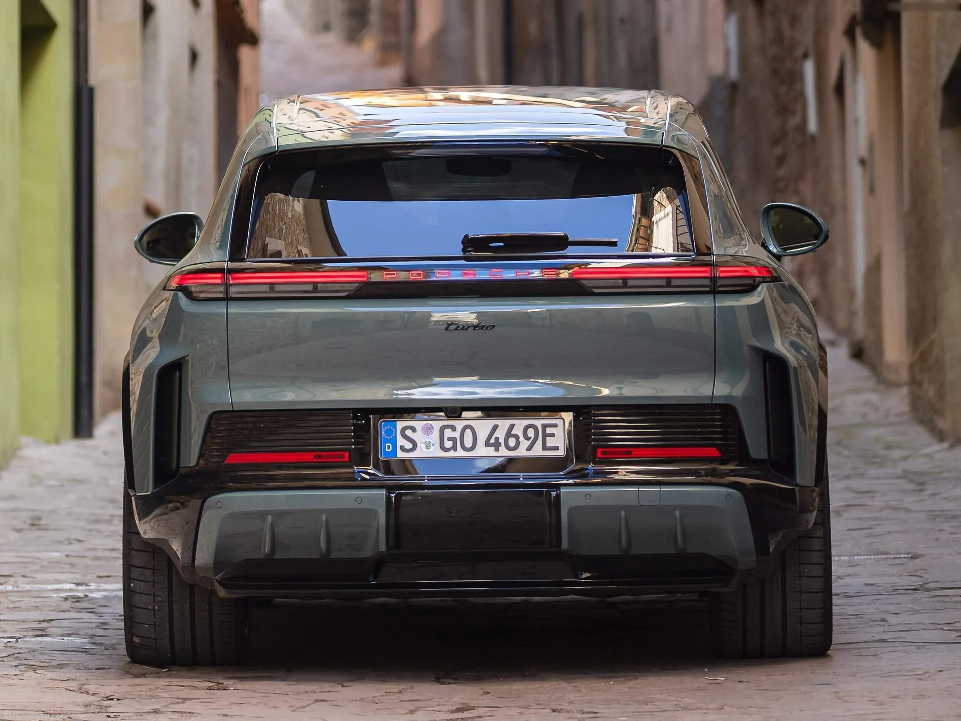 Porsche Cayenne Turbo Electric (2026) – zezadu