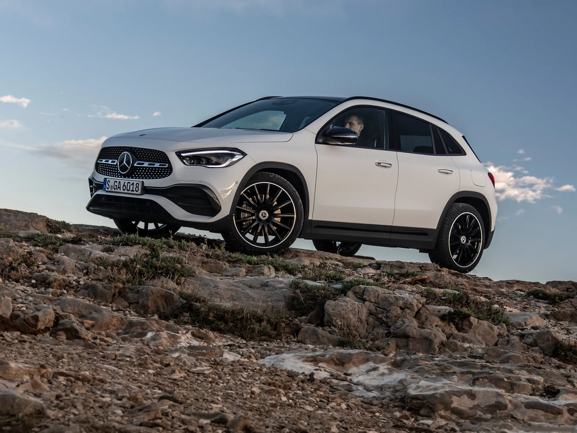 Mercedes-Benz GLA (2021)