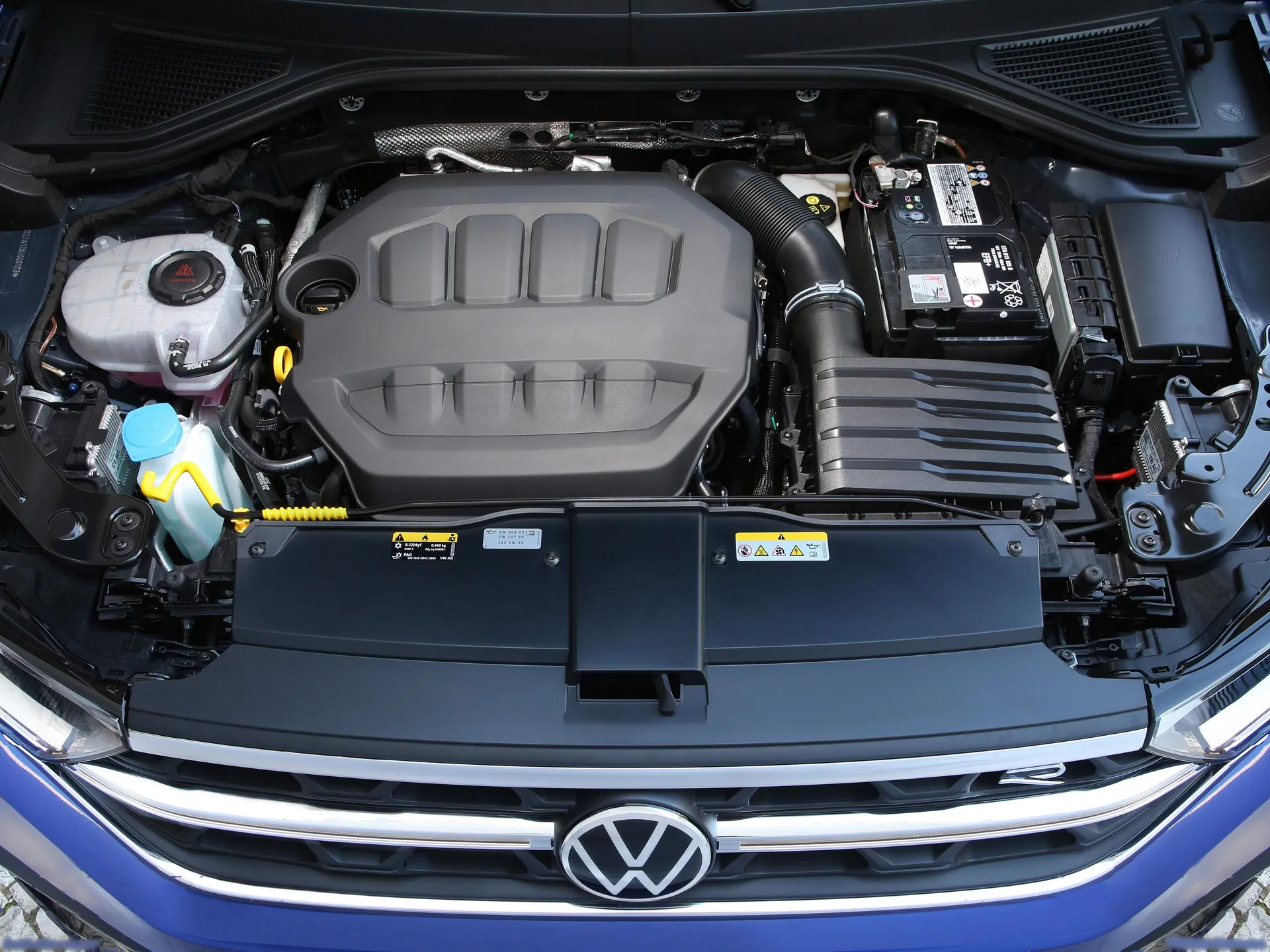 Volkswagen T-Roc R (2022) – motorový prostor
