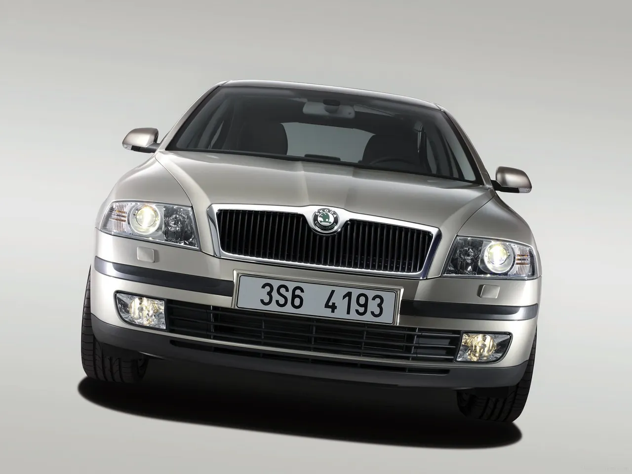 Skoda Octavia (2005) – zepředu