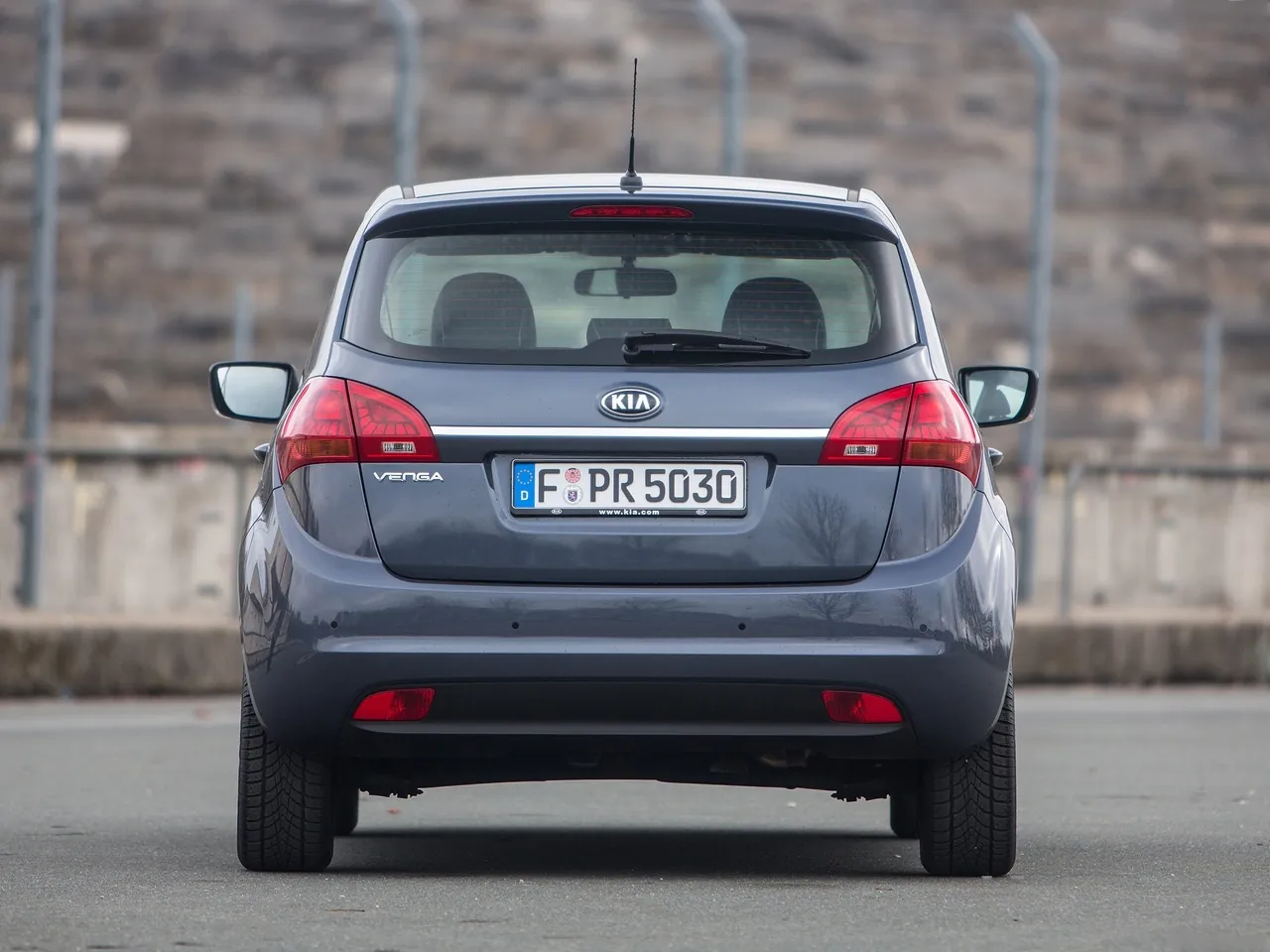 Kia Venga (2015) – zezadu