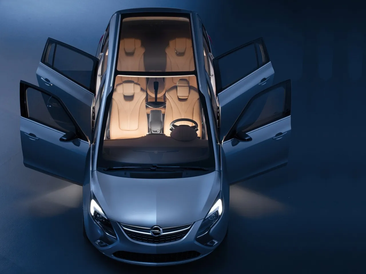 Opel Zafira Tourer Concept (2011) – zepředu