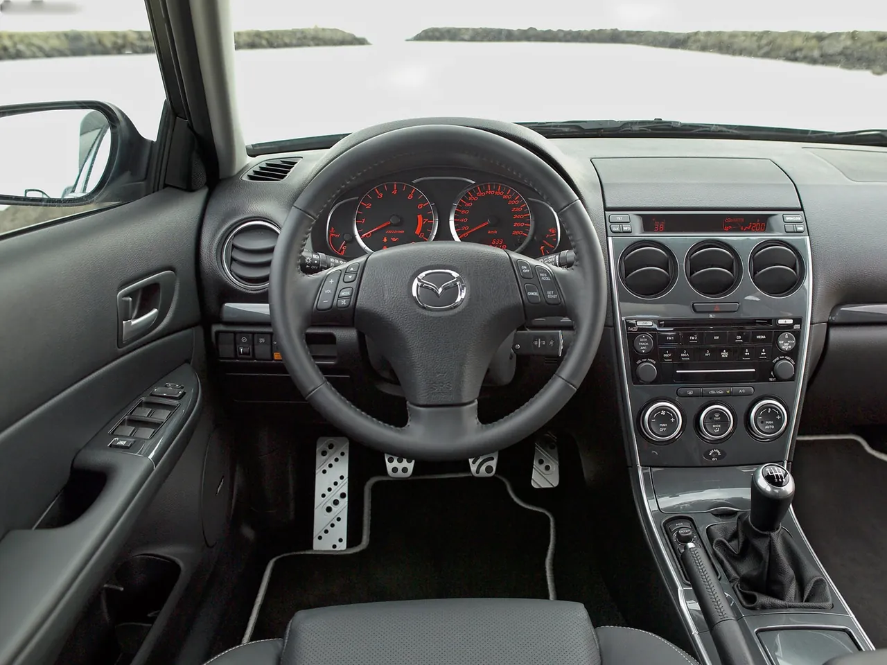 Mazda 6 MPS (2006) – interiér