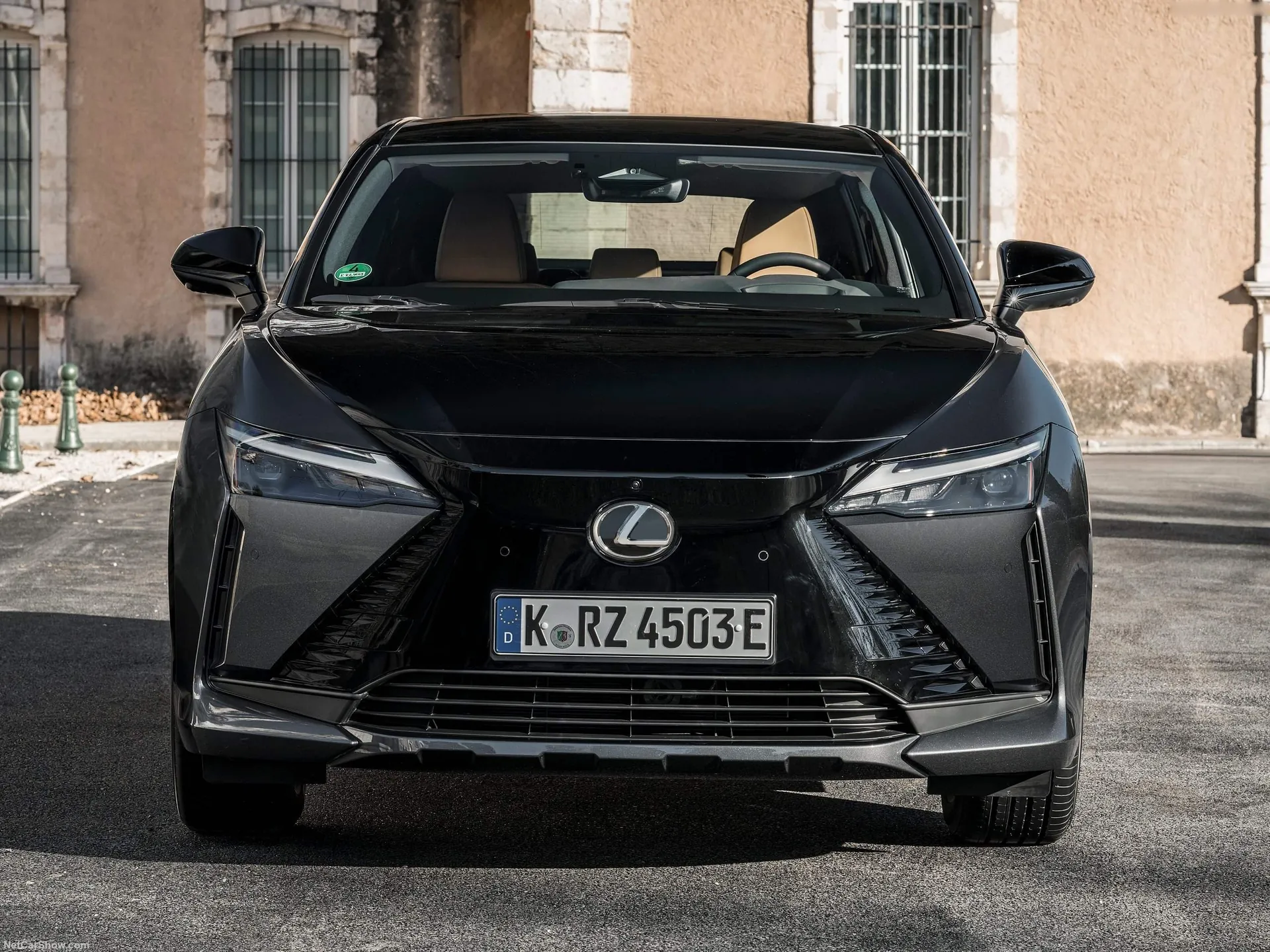 Lexus RZ 450e (2023) – zepředu