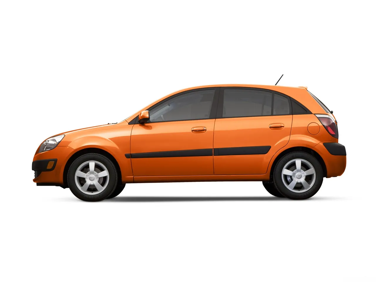 Kia Rio5 (2006) – boční profil