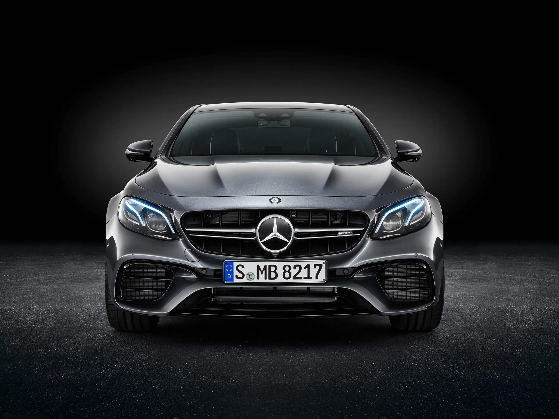 Mercedes-Benz E63 AMG (2017) – zepředu