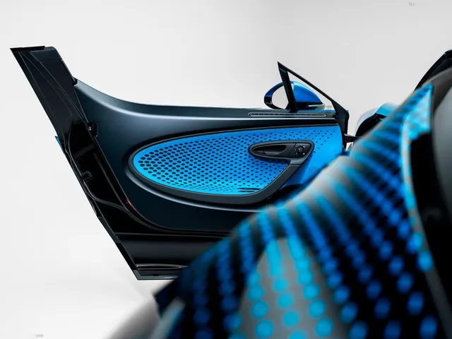 Bugatti W16 Mistral Fly Bug (2026)