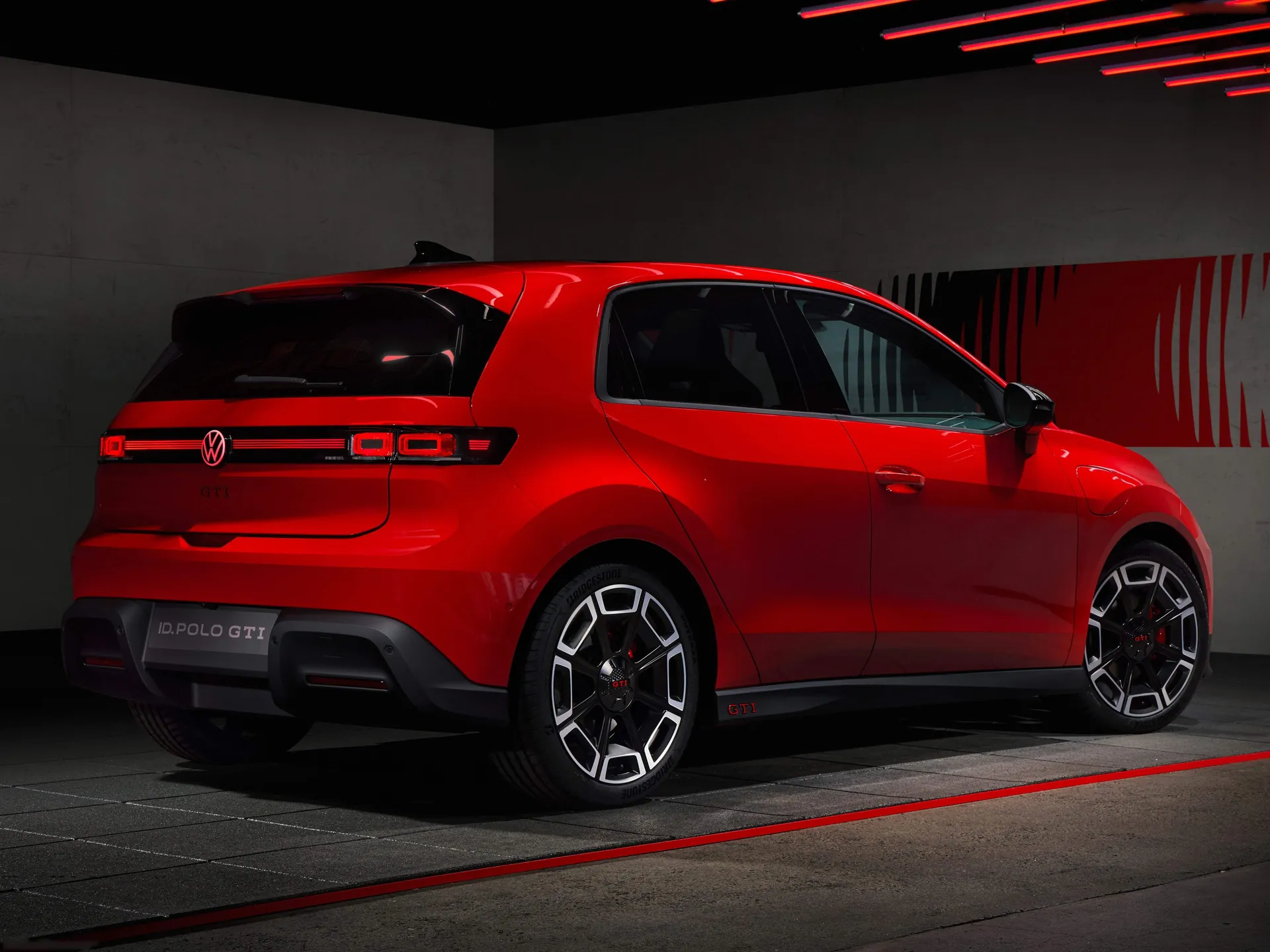 Volkswagen ID.Polo GTI (2027) – zadní tříčtvrteční pohled
