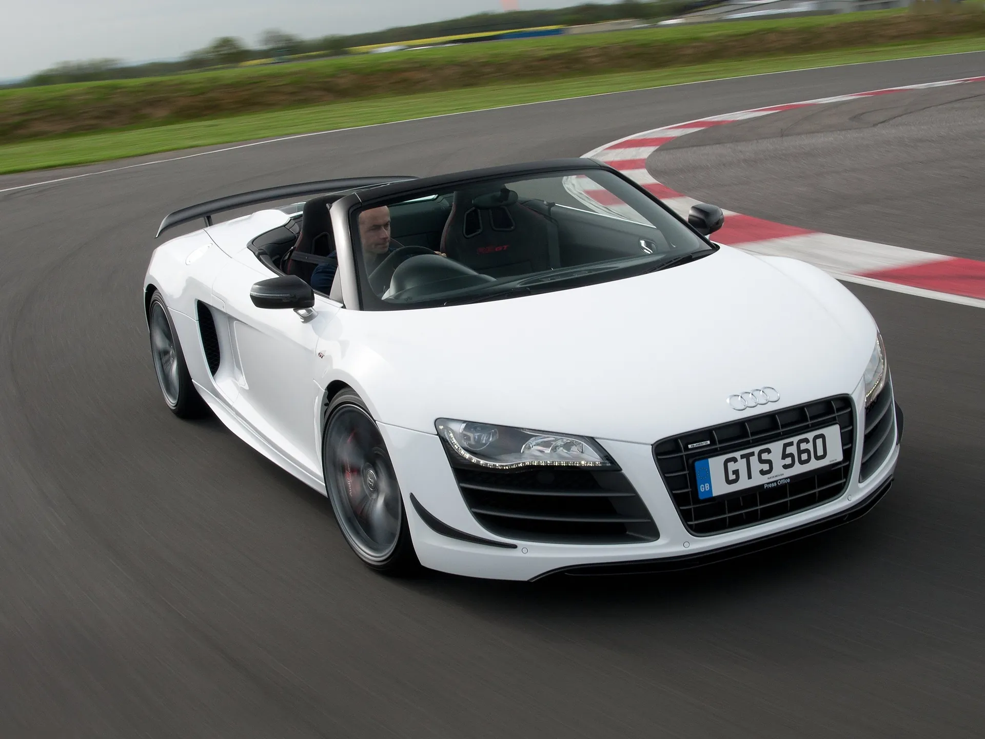Audi R8 GT Spyder (2012)