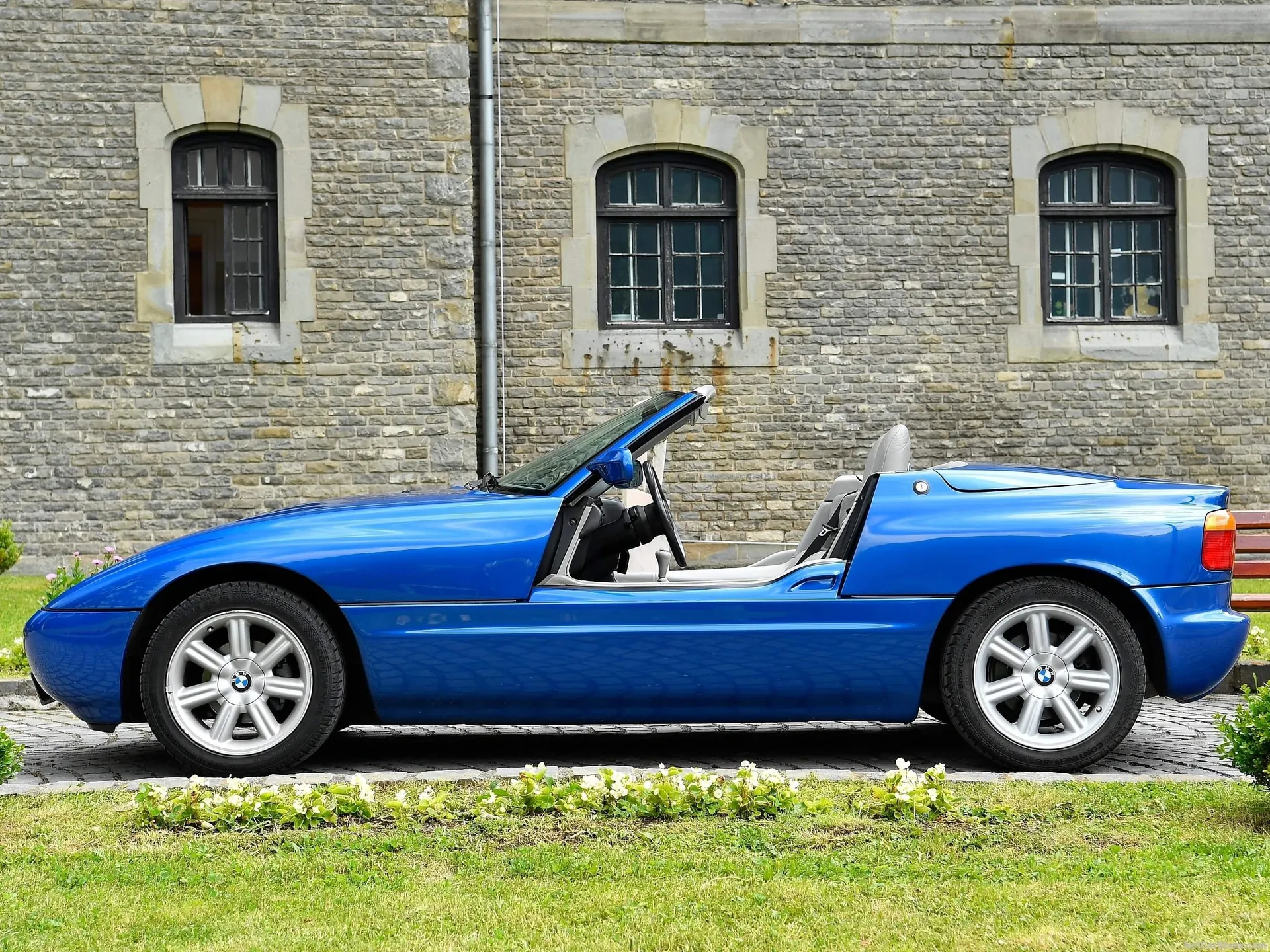 BMW Z1 (1988) – boční profil