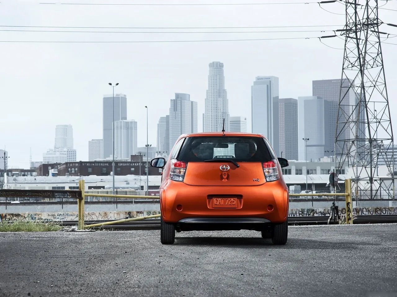 Scion iQ (2012) – zezadu