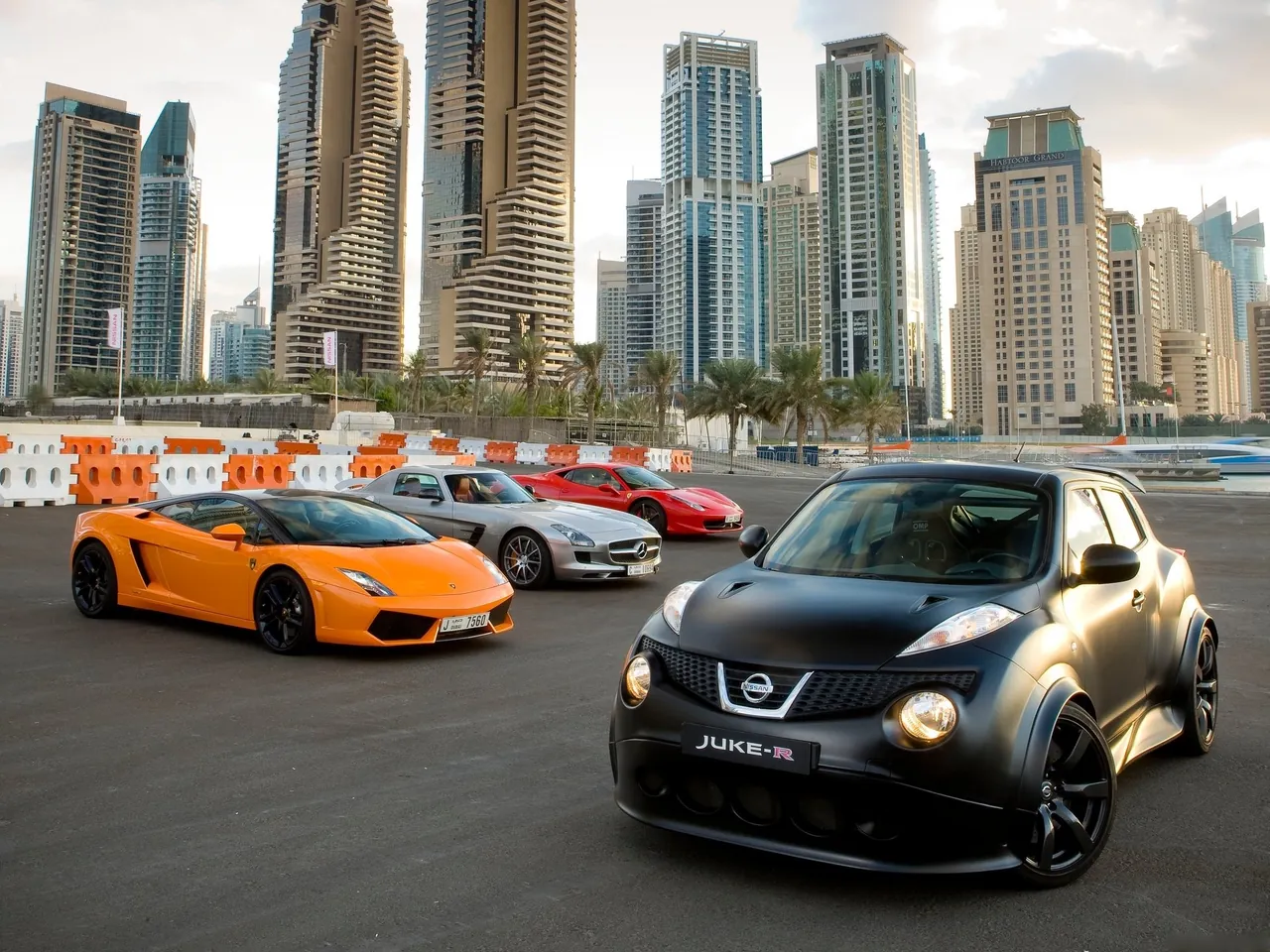 Nissan Juke-R Concept (2011) – skupinový snímek
