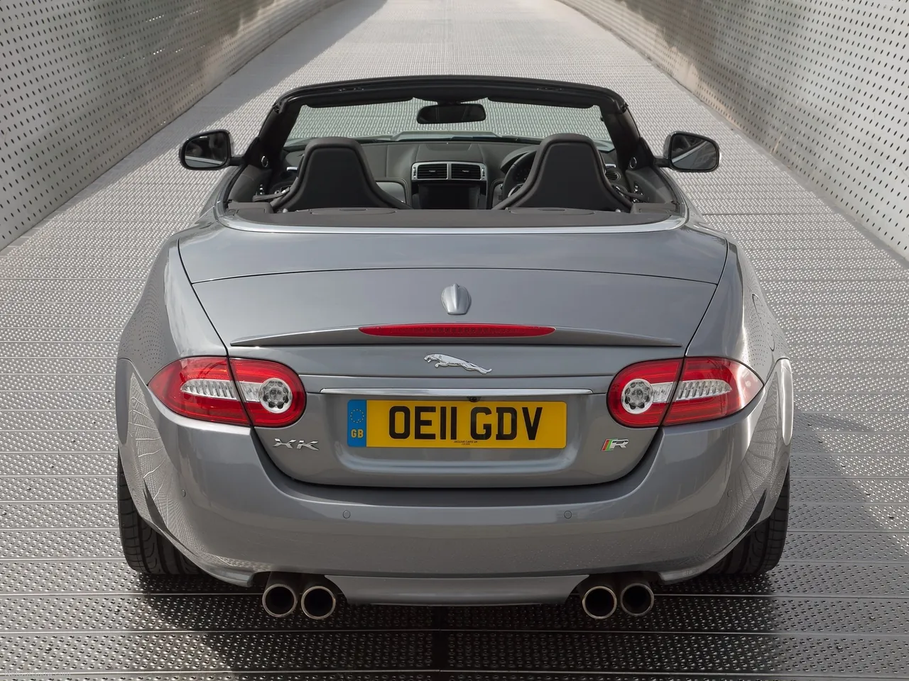 Jaguar XKR Convertible (2012) – zezadu
