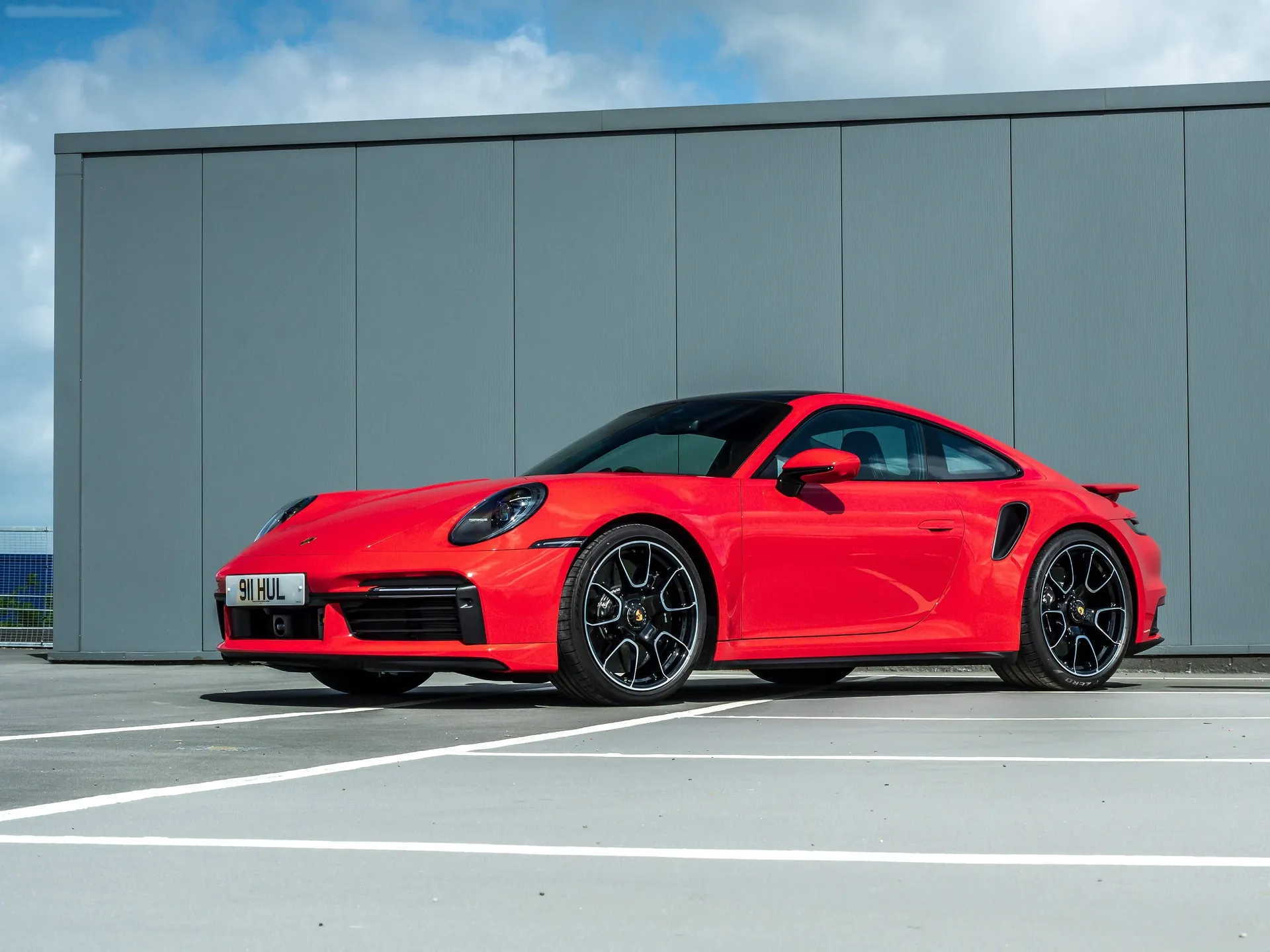 Porsche 911 Turbo S [UK] (2021)