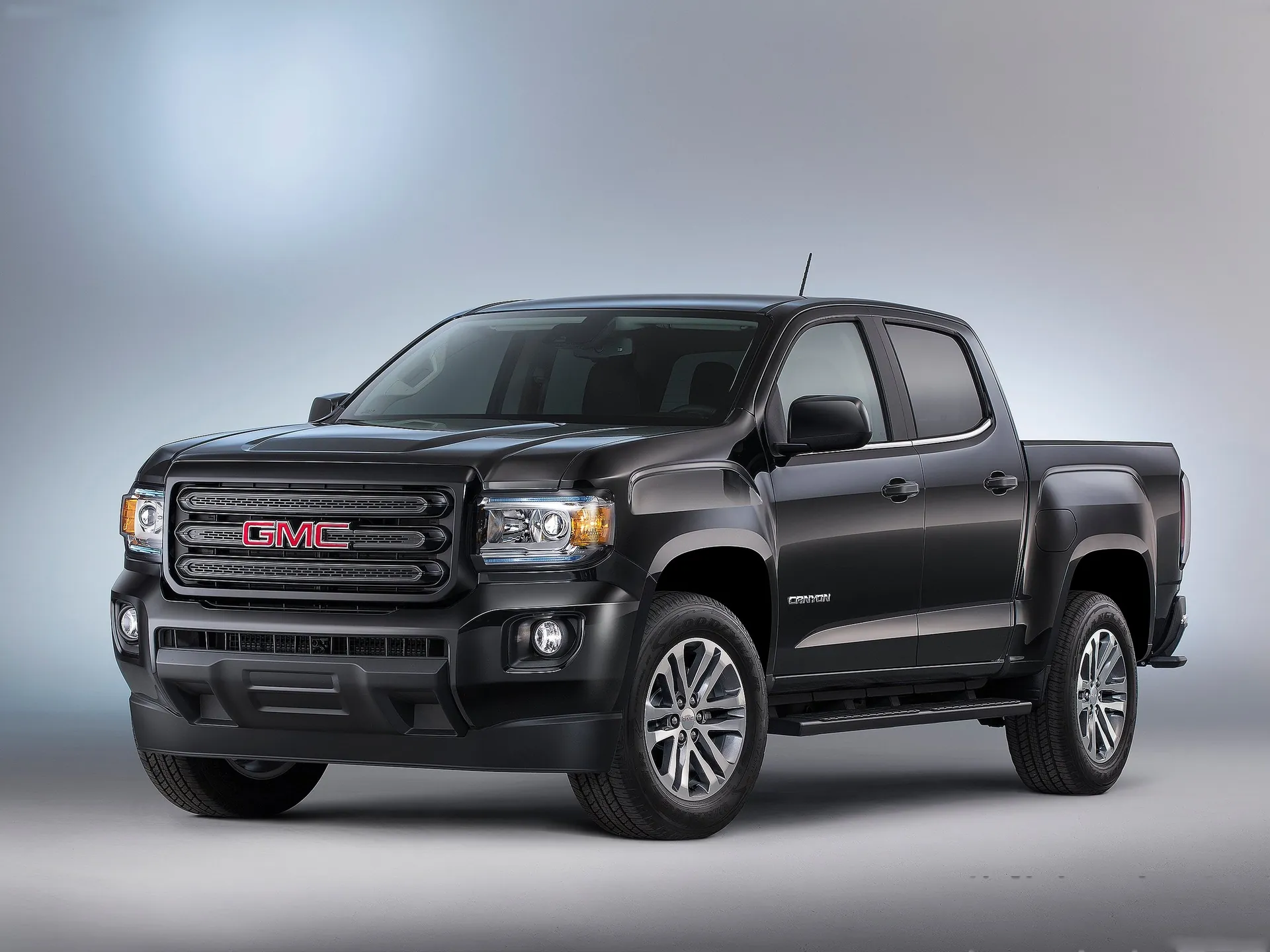 GMC Canyon Nightfall Edition (2015)
