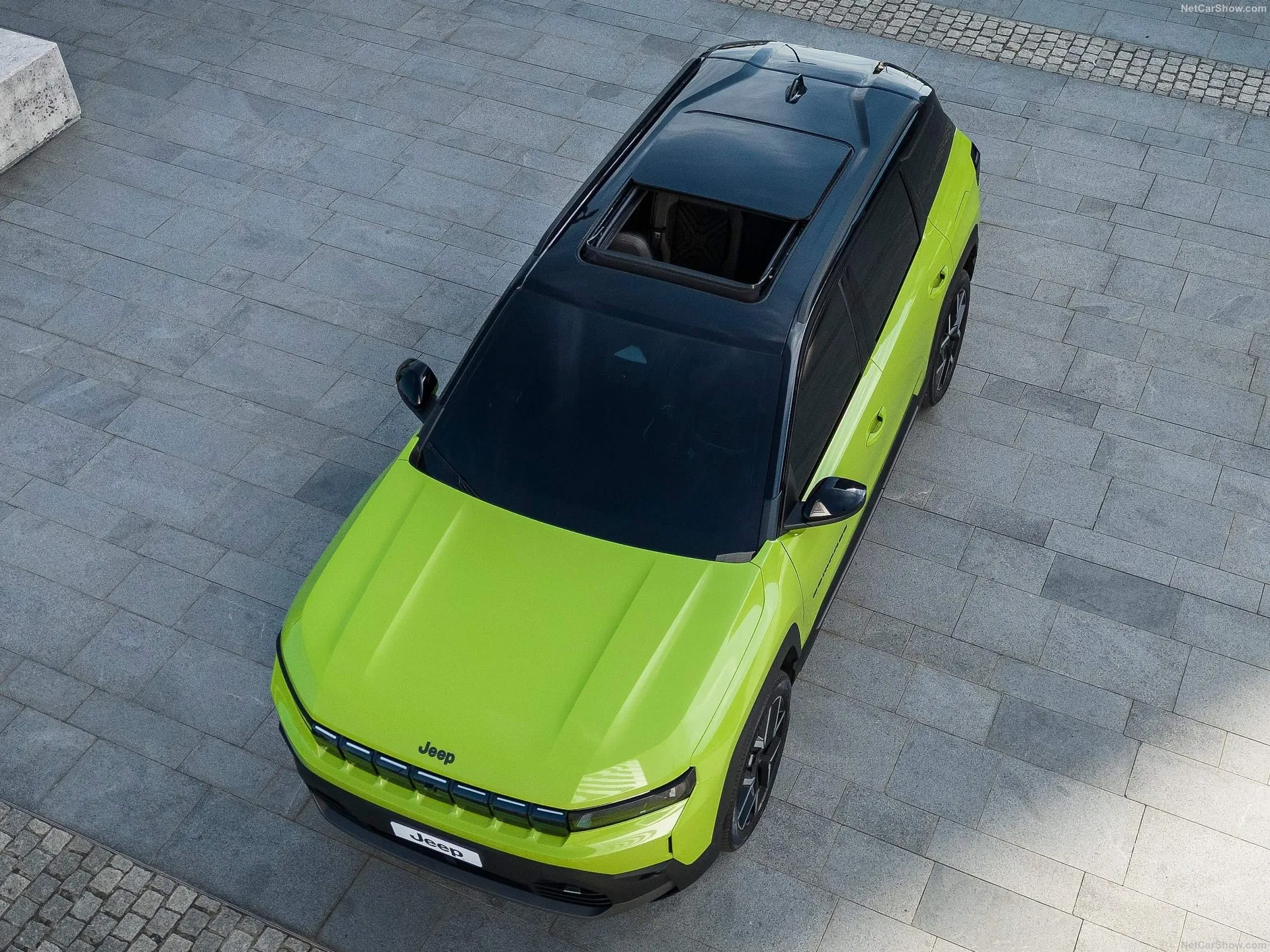 Jeep Compass (2026) – pohled shora