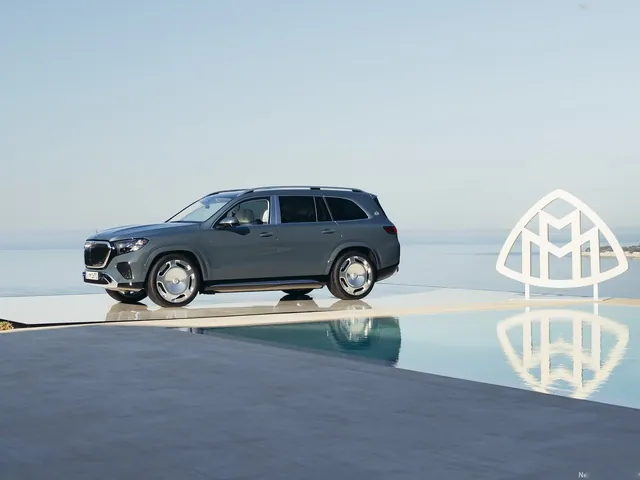 Mercedes-Benz GLS 680 Maybach (2027)