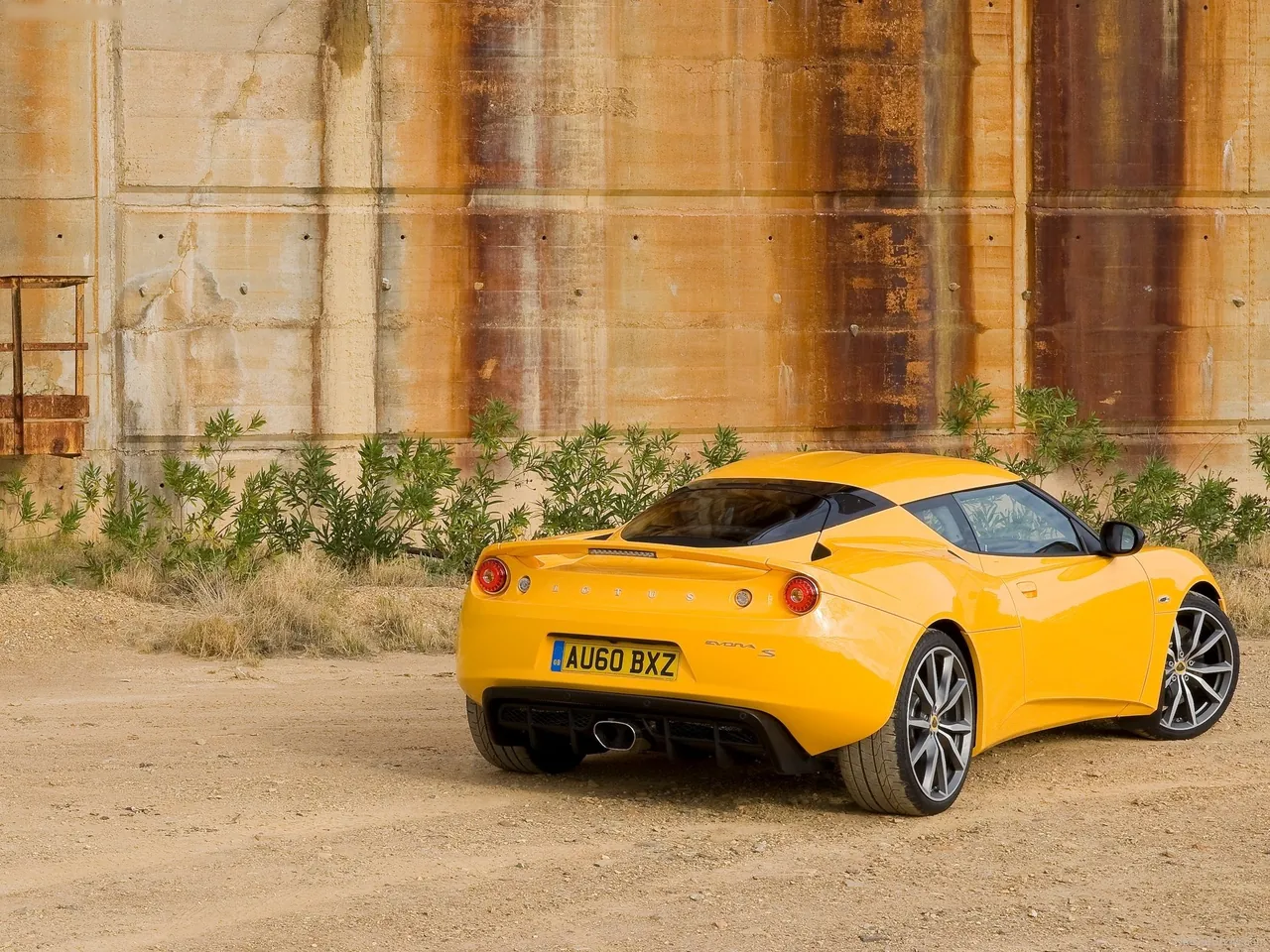 Lotus Evora S (2011) – zadní tříčtvrteční pohled