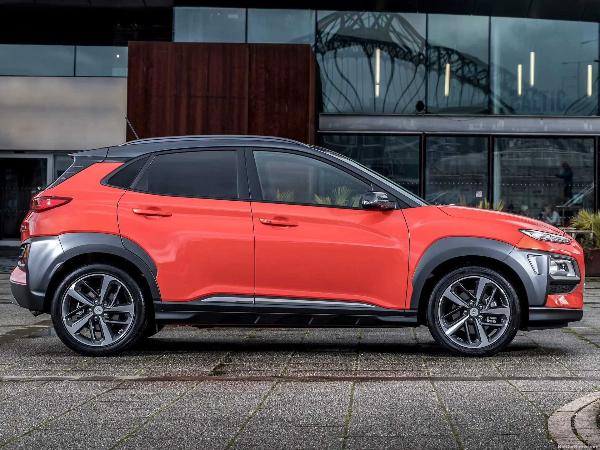Hyundai Kona (2018) – boční profil